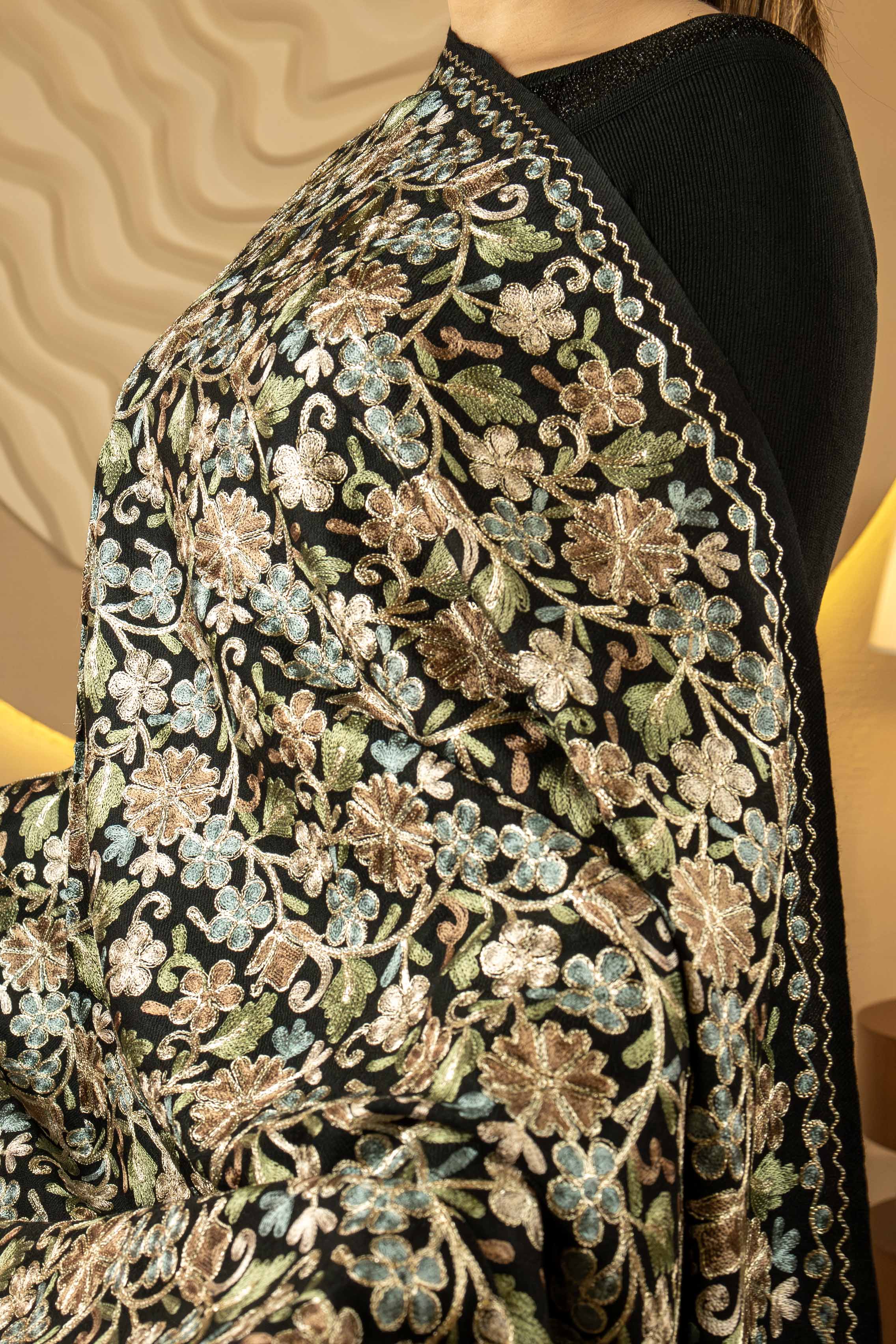 Aari Embroidered Black Pure Wool Stole For Women