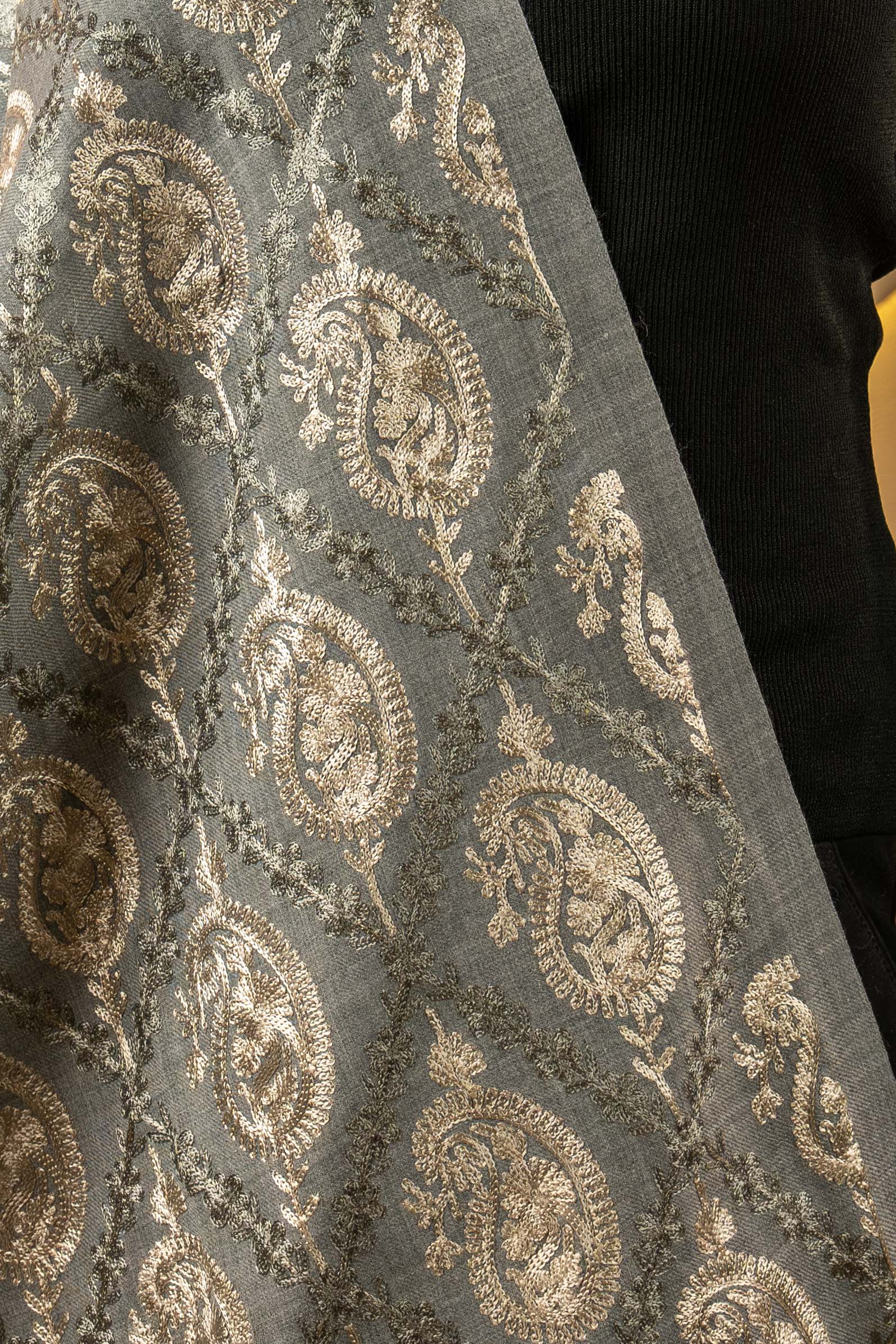 Aari Embroidered Light Grey Polywool Stole For Women