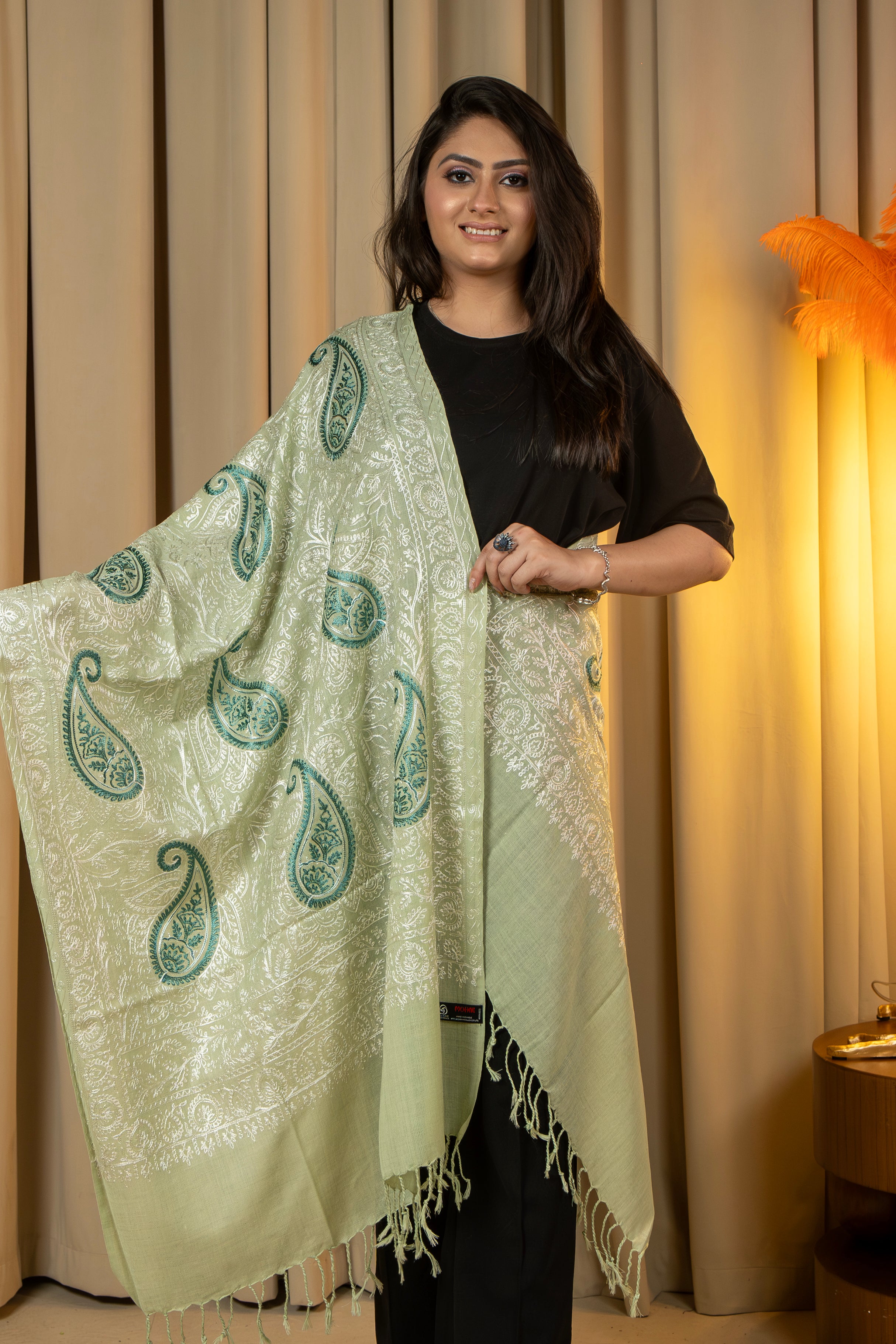 Aari Embroidered Light Green Poly Wool Stole For Women